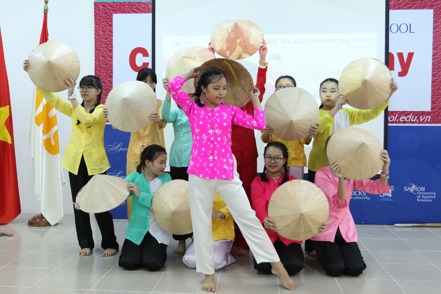 Buổi giao lưu ấn tượng giữa Trường Quốc tế Á Châu và Trường Essington School Darwin