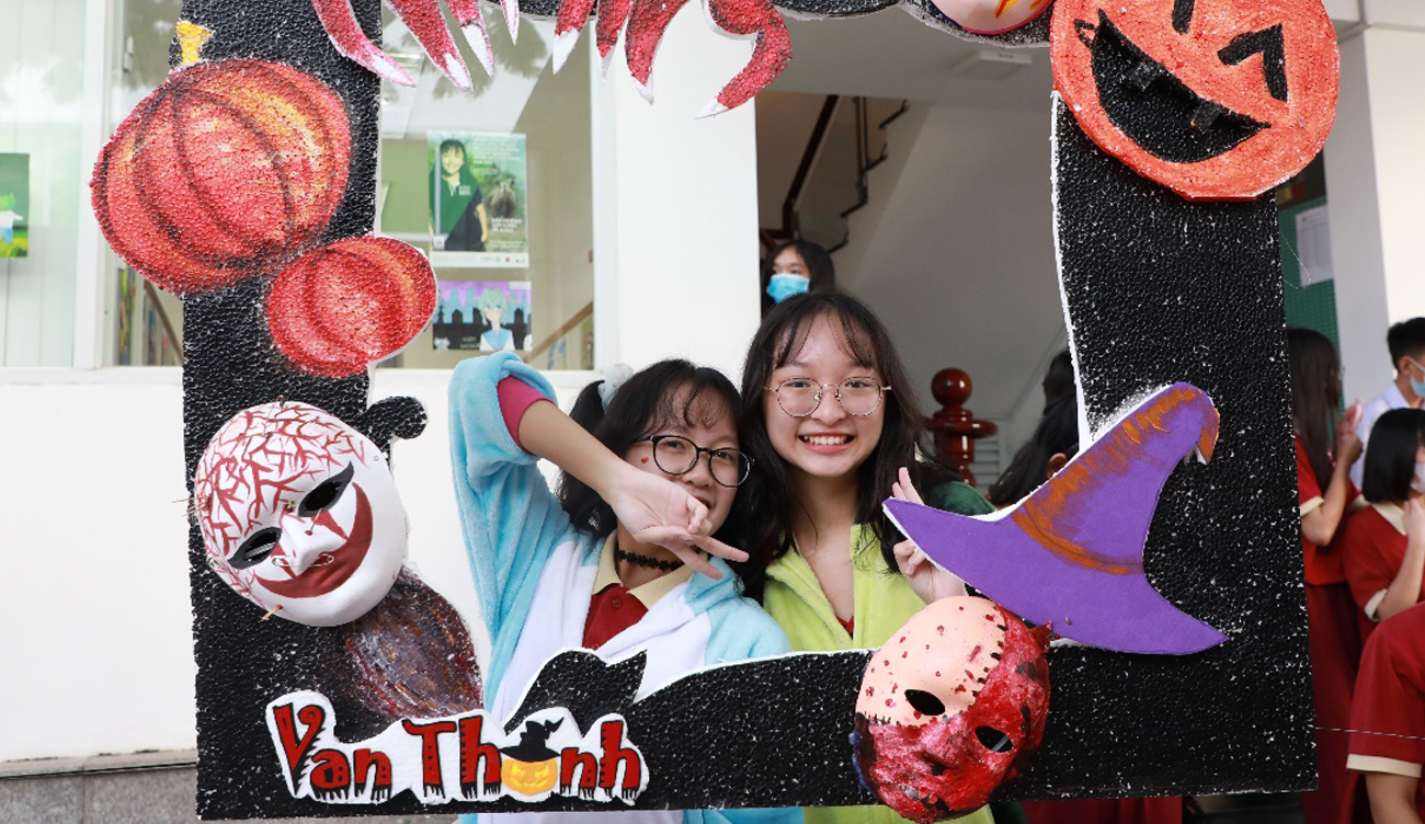 “Happy Halloween” – Vui nhộn và hấp dẫn trong từng hoạt động