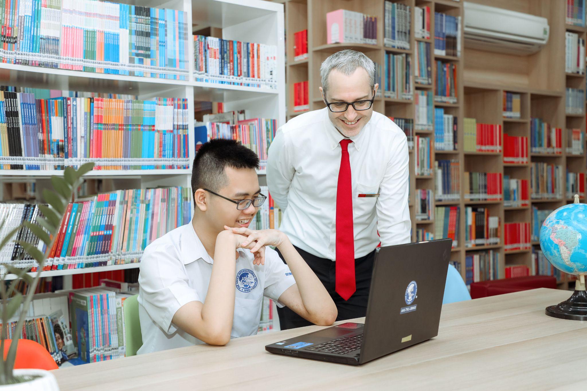 Điều gì giúp học sinh Asian School “chinh phục” IELTS 8.5 dễ dàng?<img src='/App_Themes/Default/Images/iconnew.gif' alt='' />