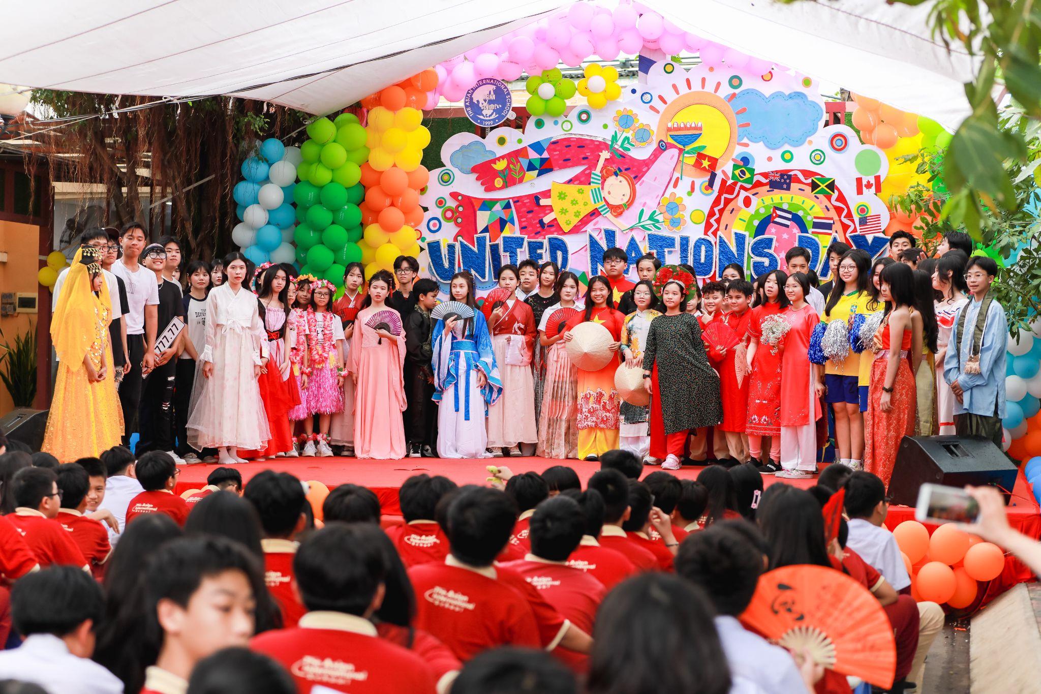 Ngày hội Liên Hợp Quốc đầy sôi động tại Asian School<img src='/App_Themes/Default/Images/iconnew.gif' alt='' />