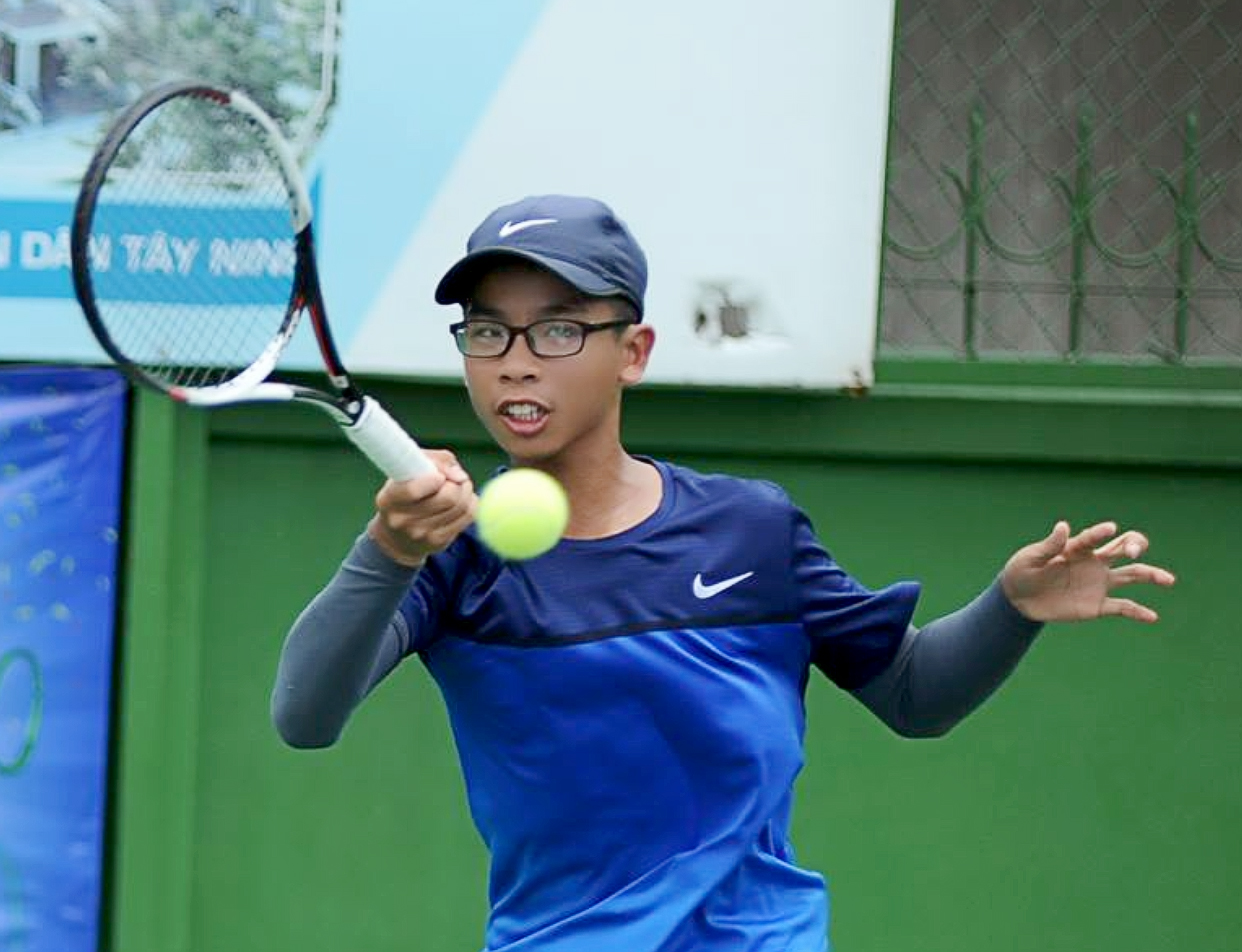 Nguyễn Hồng Lĩnh - QUÁN QUÂN giải quần vợt quốc tế “Genting - Selangor International Junior Open Tennis Championships 2017”...